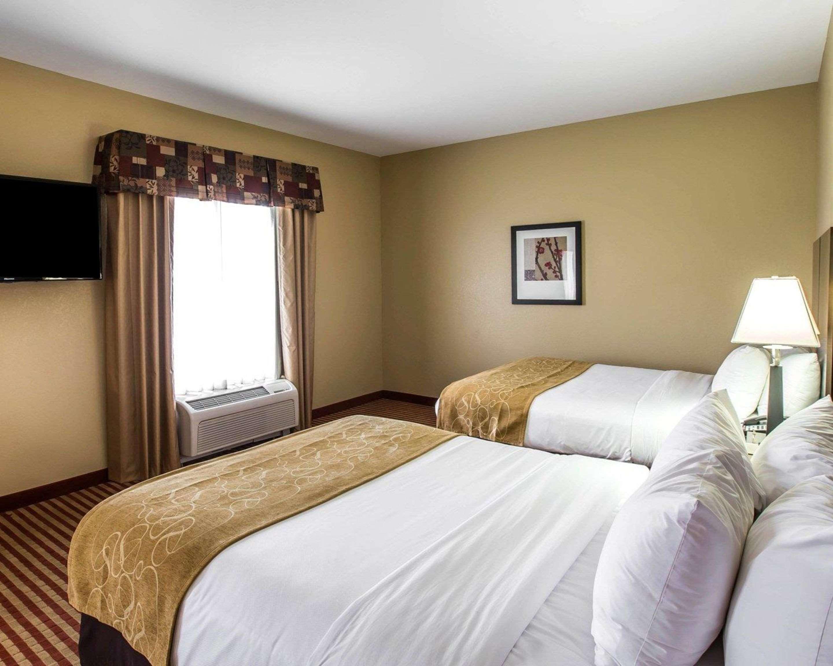Comfort Suites Уейкрос Екстериор снимка