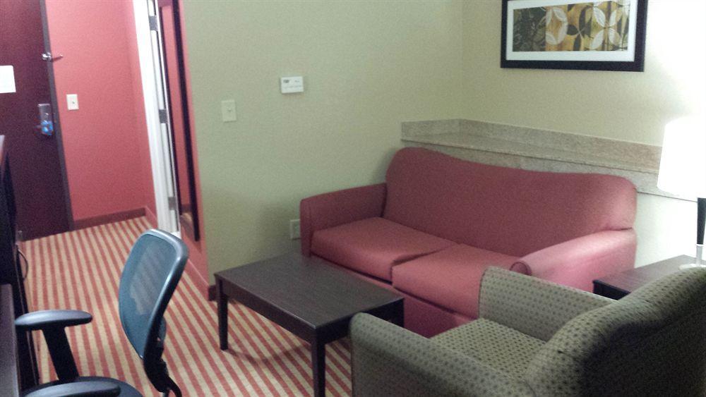 Comfort Suites Уейкрос Екстериор снимка