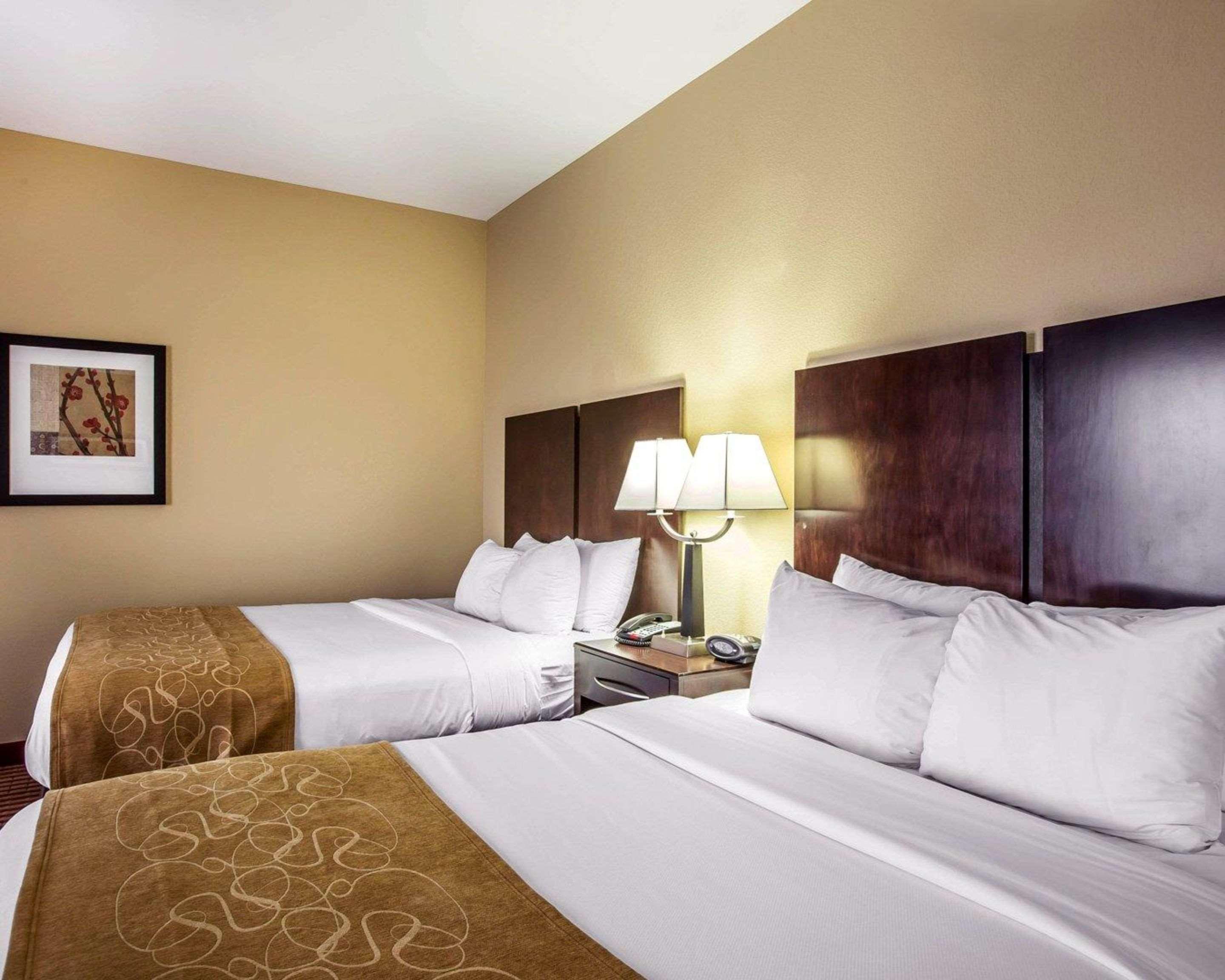 Comfort Suites Уейкрос Екстериор снимка