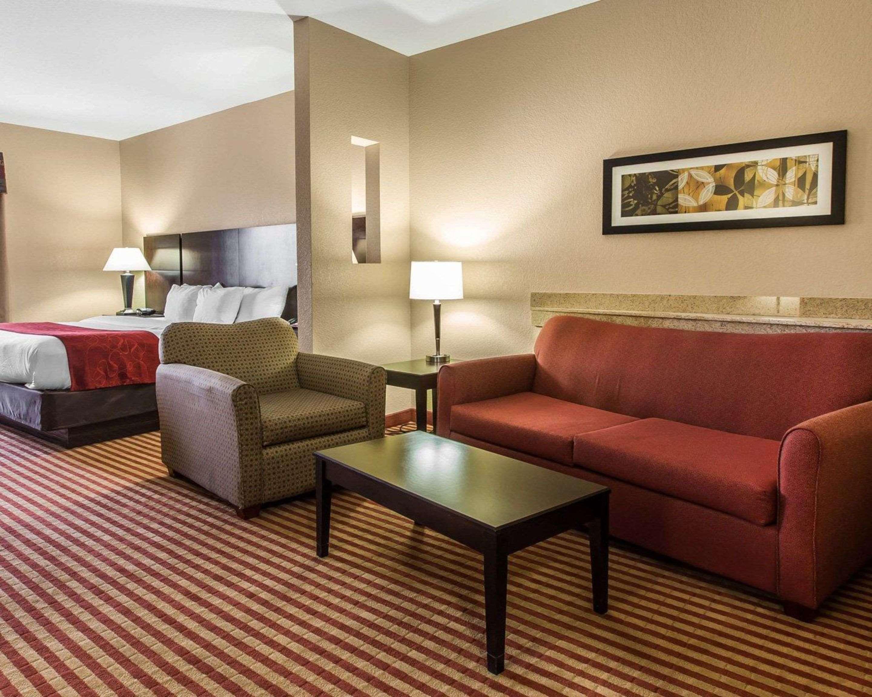 Comfort Suites Уейкрос Екстериор снимка