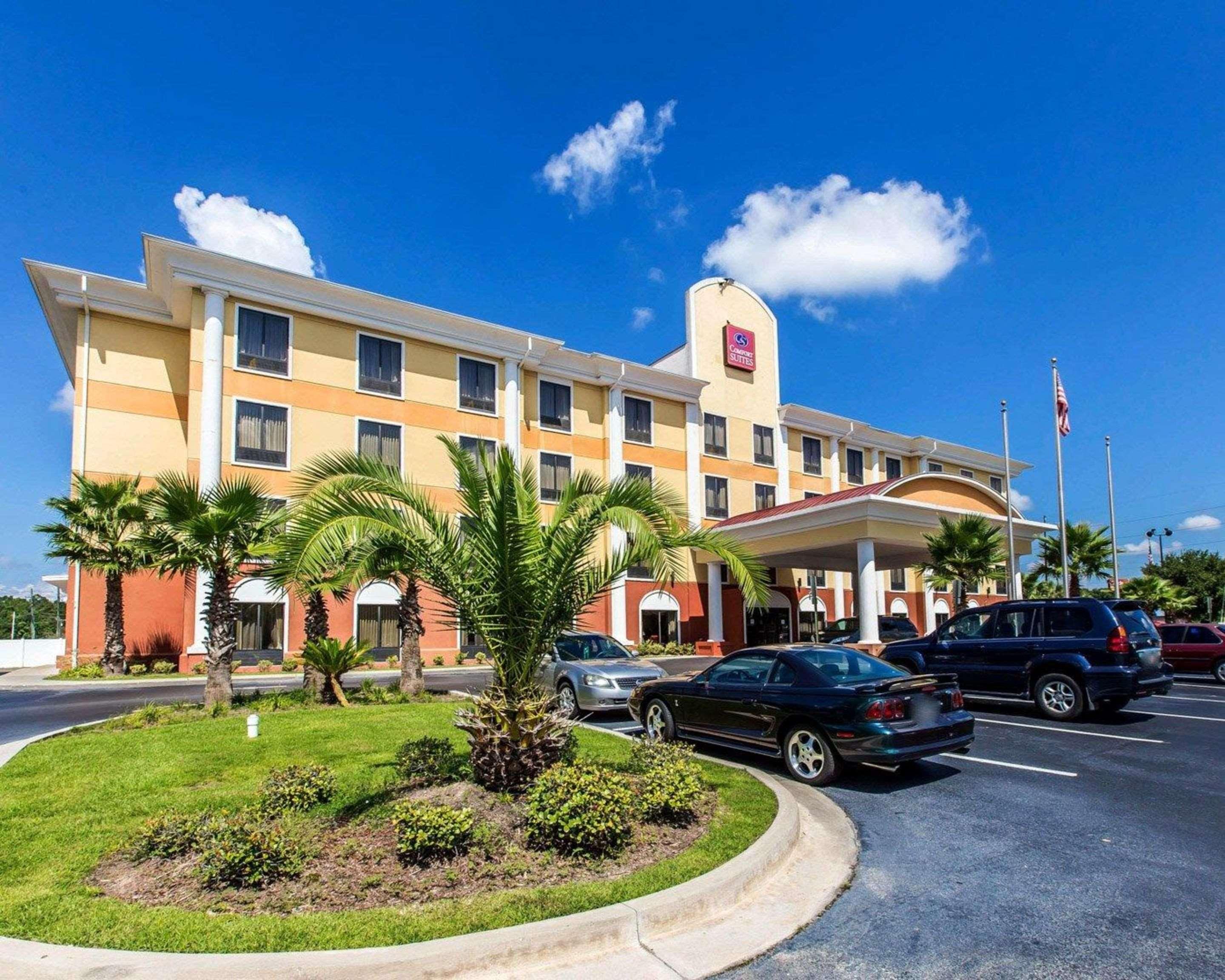 Comfort Suites Уейкрос Екстериор снимка