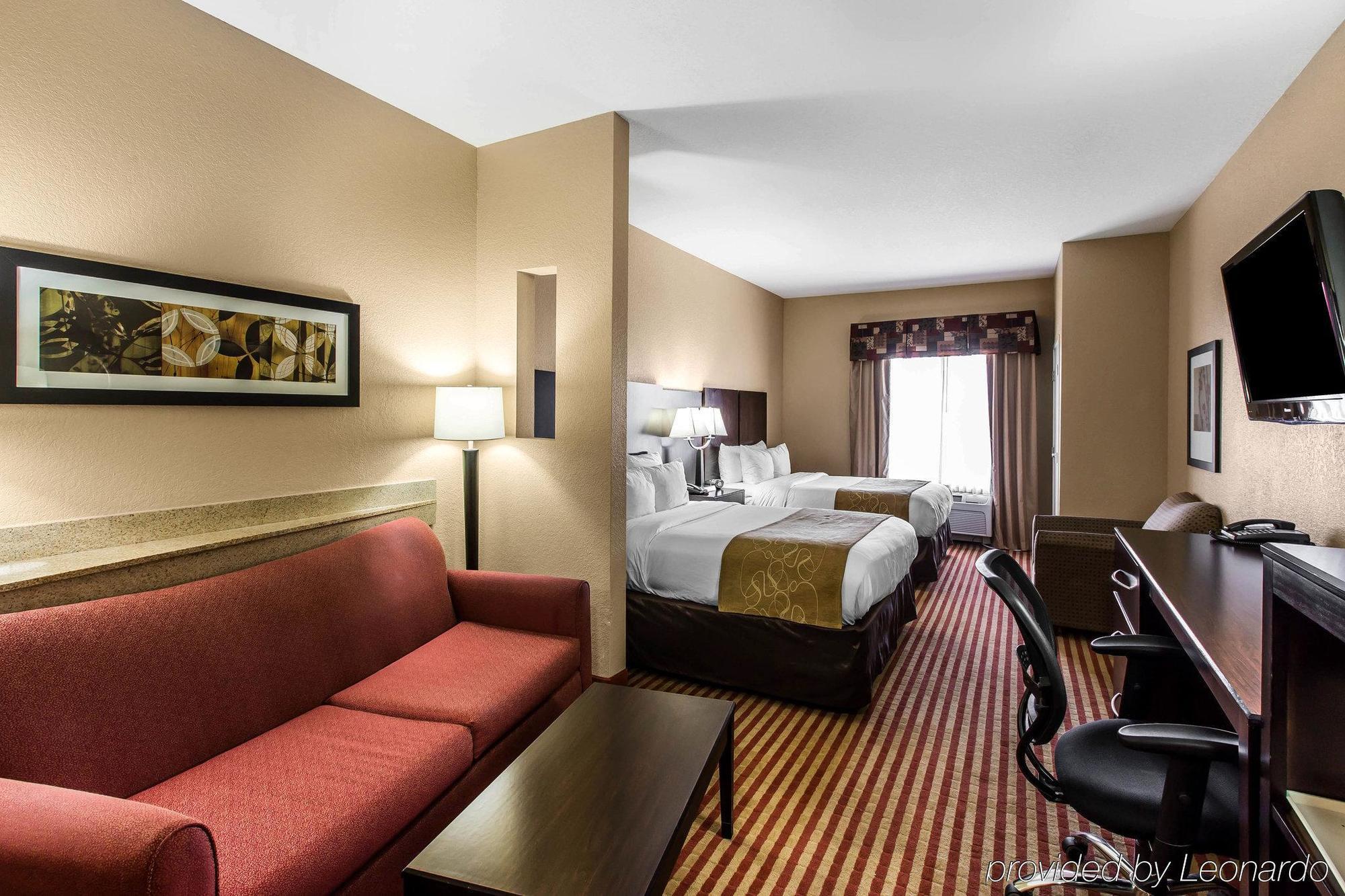 Comfort Suites Уейкрос Екстериор снимка