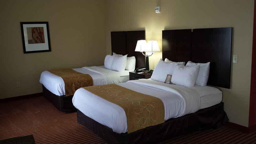 Comfort Suites Уейкрос Екстериор снимка