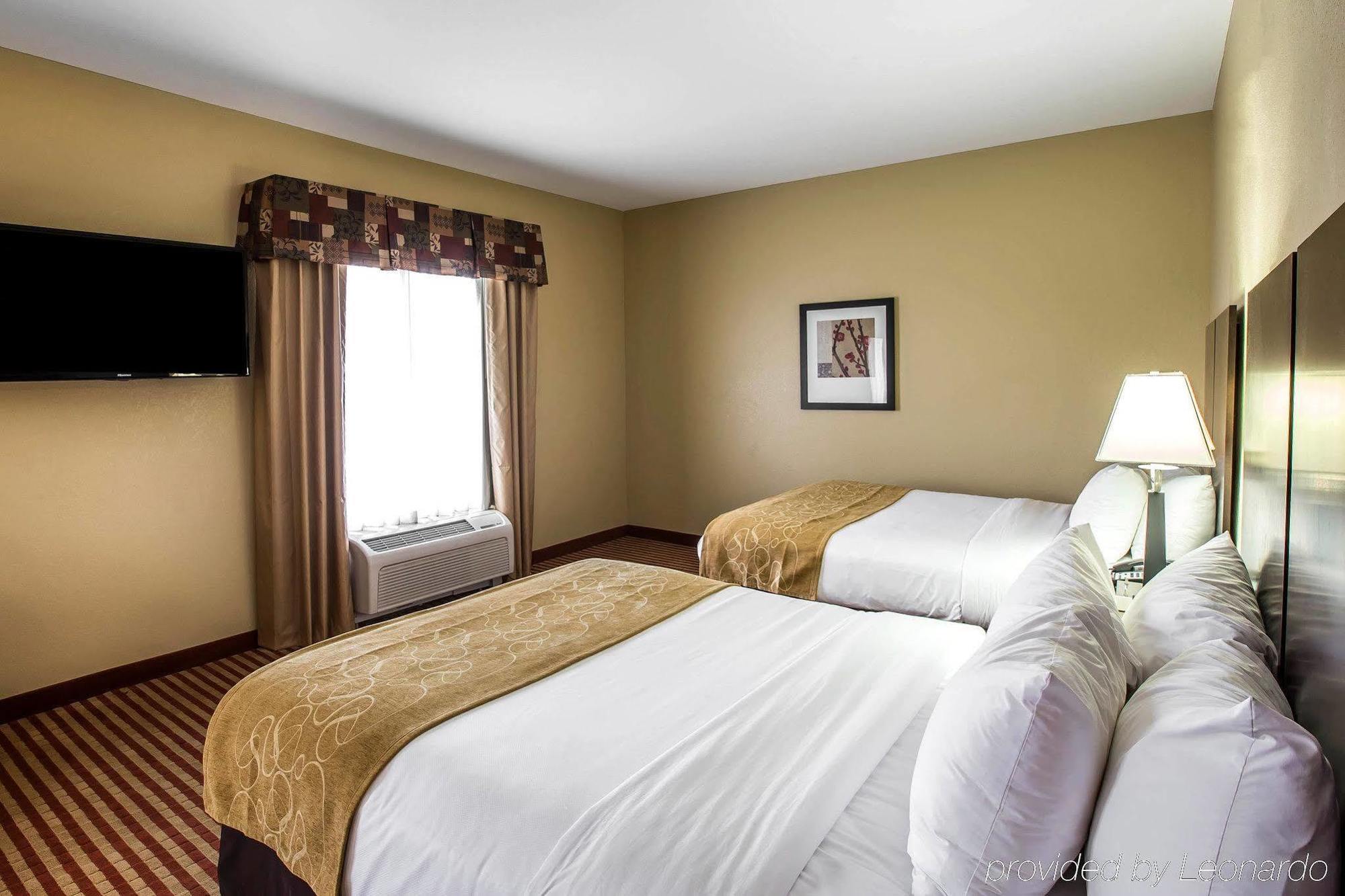Comfort Suites Уейкрос Екстериор снимка